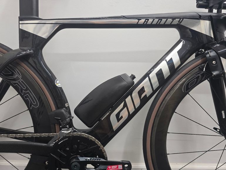 Used Giant Trinity, Advanced Pro 1 2022 2022 Road & Gravel, Black — image 2 of 18