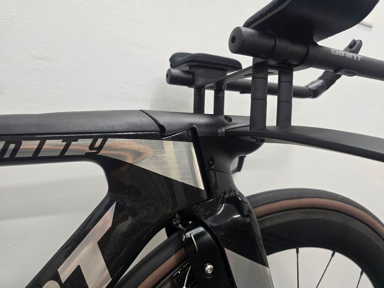 Used Giant Trinity, Advanced Pro 1 2022 2022 Road & Gravel, Black — image 8 of 18
