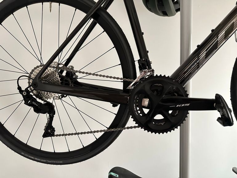 Scott Addict 30 2024 2024 Road & Gravel usato, Verde — immagine 11 di 13