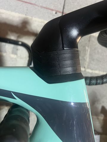 Bianchi Oltre Comp Ultegra Di2 2024 2024 Road & Gravel usato, Verde — immagine 9 di 9