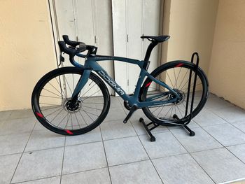 Käytetty Pinarello Dogma F12 Disk Sram Red Axs Etap Bike 2019 2019 Road & Gravel