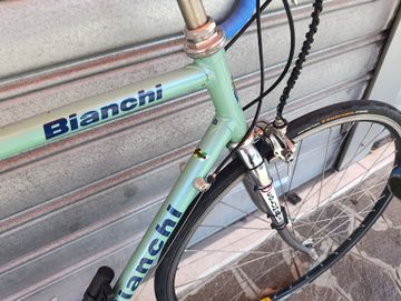 Used Bianchi Custom Campagnolo Chorus 1994 Road & Gravel, Blue — image 2 of 6