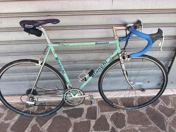Used Bianchi Custom Campagnolo Chorus 1994 Road & Gravel, Blue — image 1 of 6