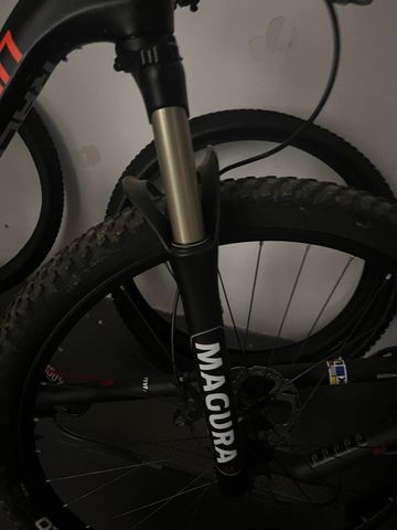 Race Mountain R29 Carbon 2021 Mountainbike de segunda mano, Negro — imagen 6 de 35
