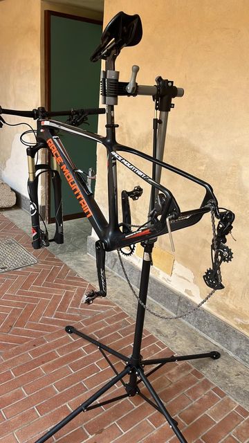 Race Mountain R29 Carbon 2021 Mountainbike de segunda mano, Negro — imagen 28 de 35