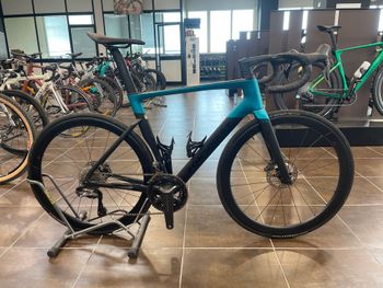 Używany Fondriest Custom Shimano Ultegra Di2 2024 Road & Gravel
