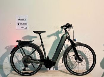 Używany CUBE KATHMANDU HYBRID, PRO 750 2024 2024 Urban & Touring