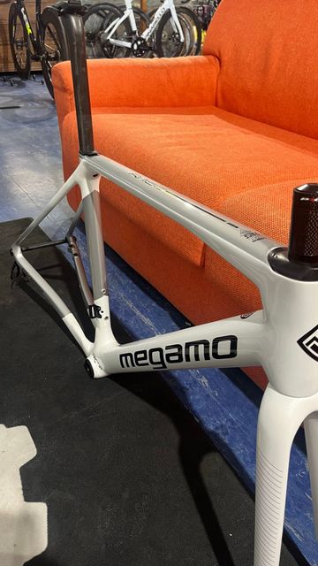 Used Megamo RAISE AXS 02 2023 Frameset 2023 Road & Gravel, White — image 2 of 8