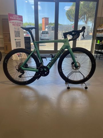 Used Bianchi E-Oltre 2026 2026 Road & Gravel, Blue — image 10 of 10