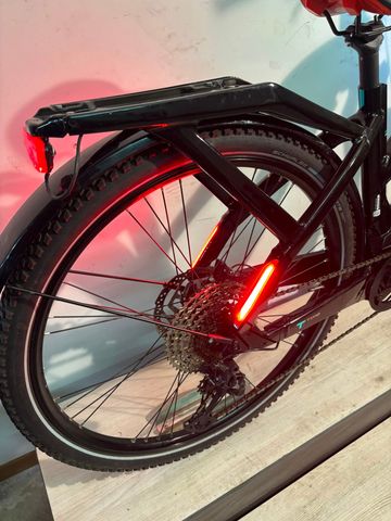 Używany Bianchi e-Omnia T Type DEORE 2023 2023 Urban — zdjęcie 14 z 16