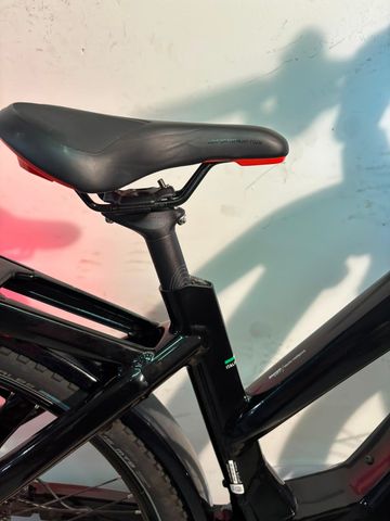 Używany Bianchi e-Omnia T Type DEORE 2023 2023 Urban — zdjęcie 13 z 16