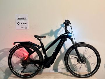 Używany Bianchi e-Omnia T Type DEORE 2023 2023 Urban — zdjęcie 1 z 16