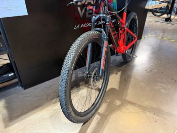 BMC Fourstroke 01 TWO 2024 2024 Mountainbike d'occasion — image 10 sur 10