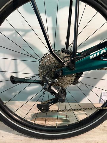 Used Bianchi e-Vertic T-Type DEORE 2025 2025 Urban, Green — image 14 of 16