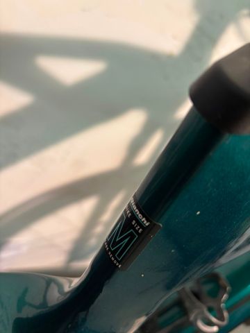 Used Bianchi e-Vertic T-Type DEORE 2025 2025 Urban, Green — image 11 of 16