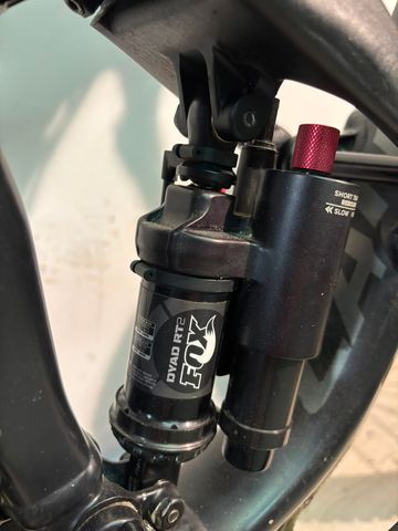 Used Cannondale Jekyll 2015 Mountainbike, Black — image 11 of 14