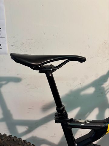 Used Cannondale Jekyll 2015 Mountainbike, Black — image 8 of 14
