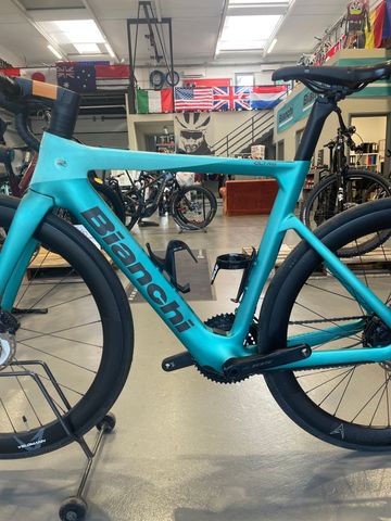 Gebrauchtes Bianchi e-Oltre 105 2025 2025 Road & Gravel, Blau — Bild 3 von 7