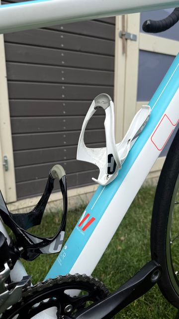 Used CUBE Axial SRAM Red 2017 Road & Gravel, White — image 6 of 18