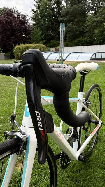 Used CUBE Axial SRAM Red 2017 Road & Gravel, White — image 12 of 18