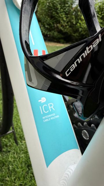 Used CUBE Axial SRAM Red 2017 Road & Gravel, White — image 15 of 18