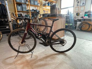 Scott Addict 30 2024 2024 Corsa & gravel usato