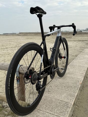 Käytetty Megamo Raise SRAM Force eTap AXS 2025 Road & Gravel — kuva 3 / 4