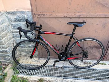 Używany Bianchi Nirone Shimano 105 2020 Road & Gravel — zdjęcie 2 z 5