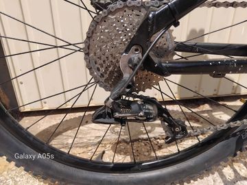 Used Mondraker Custom SRAM X5 2015 Mountainbike, Red — image 6 of 9
