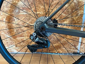 Used BMC Roadmachine 01 TWO 2020 2020 Road & Gravel, Light Gray — image 4 of 4