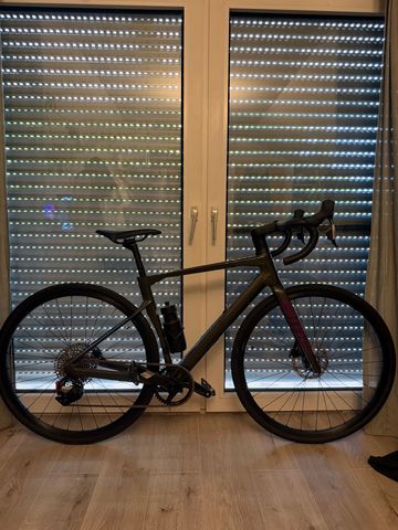 Gebrauchtes BMC Roadmachine X THREE 2024 2024 Road & Gravel