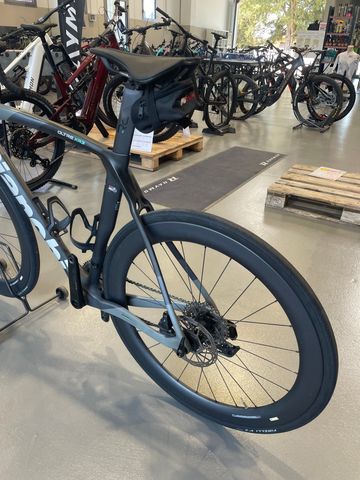 Bianchi Oltre SRAM Rival eTap AXS 2022 Road & Gravel usato