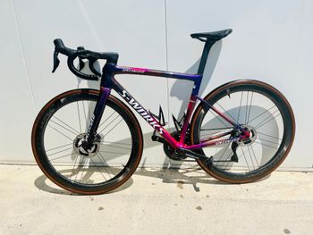 Brugt Specialized Tarmac Shimano Dura Ace Di2 2024 2024 Road & Gravel