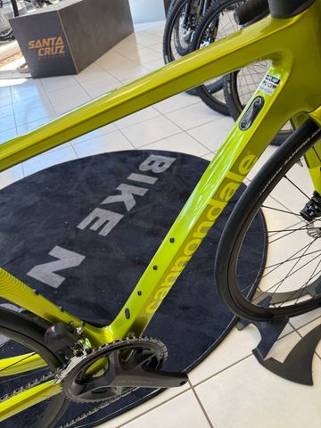 Used Cannondale SuperSix EVO Shimano 105 Di2 2025 Road & Gravel, Green — image 1 of 6