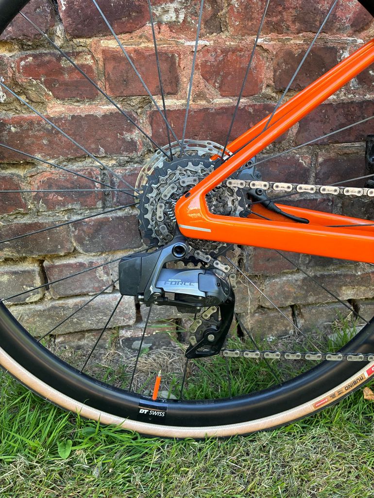 Brugt BMC slr 01 Custom SRAM Force eTap AXS 2022 Road & Gravel — billede 8 af 11