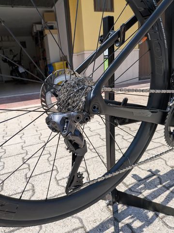 Käytetty Whistle Custom Shimano Ultegra Di2 2025 Road & Gravel — kuva 4 / 7