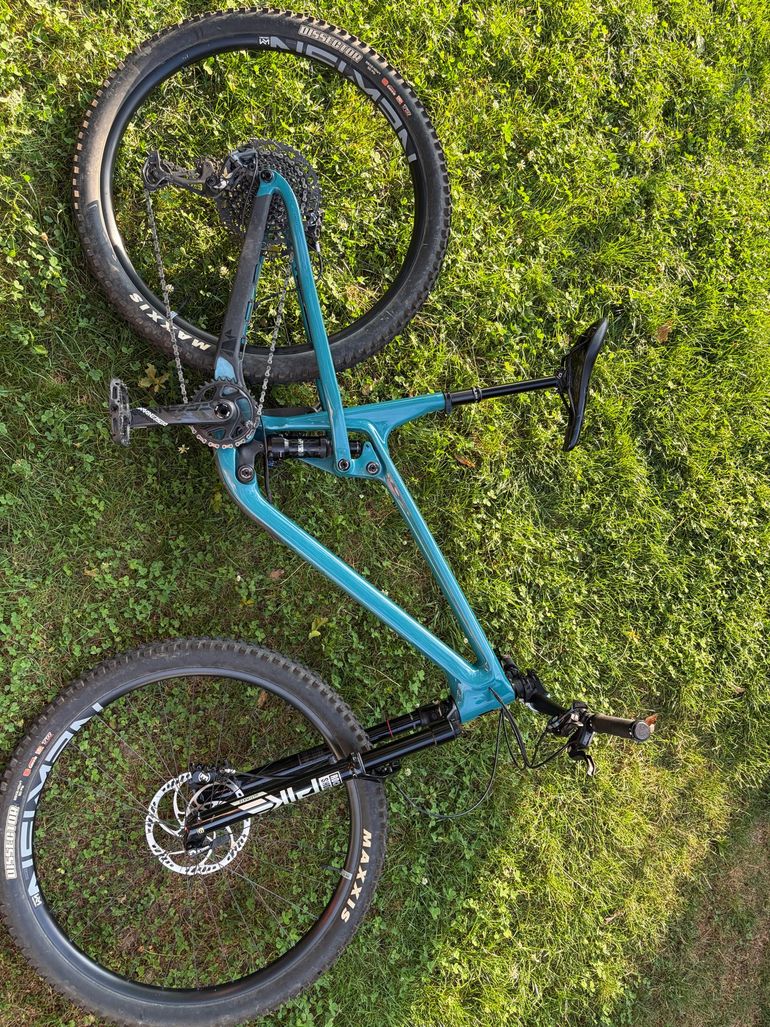 Brugt Propain Hugene 2 CF 29" Performance 2023 2023 Mountainbike — billede 26 af 37