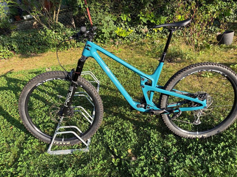 Brugt Propain Hugene 2 CF 29" Performance 2023 2023 Mountainbike — billede 2 af 37