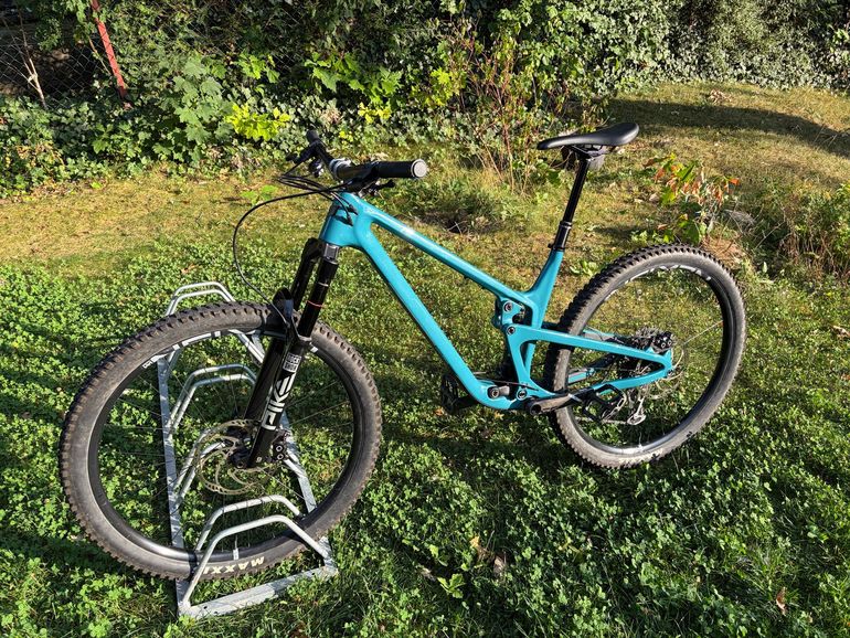 Brugt Propain Hugene 2 CF 29" Performance 2023 2023 Mountainbike — billede 3 af 37