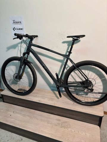 Used CUBE AIM PRO 2024 Mountainbike, Light Gray — image 4 of 12
