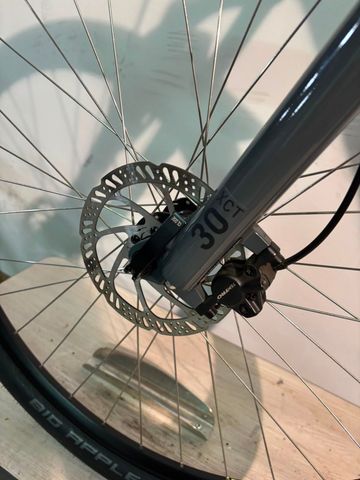 Used CUBE AIM PRO 2024 Mountainbike, Light Gray — image 2 of 12