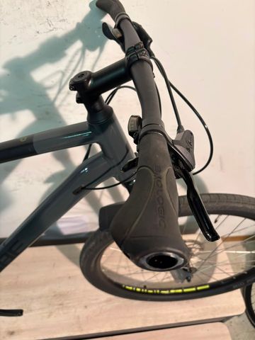 Used CUBE AIM PRO 2024 Mountainbike, Light Gray — image 6 of 12