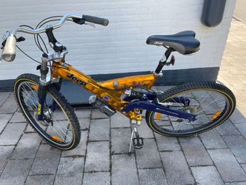 Used Jeep Custom Shimano Acera 2003 Mountainbike, Orange — image 2 of 18