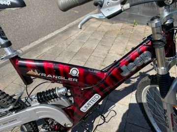 Used Jeep Custom Shimano Acera 2003 Mountainbike, Orange — image 10 of 18