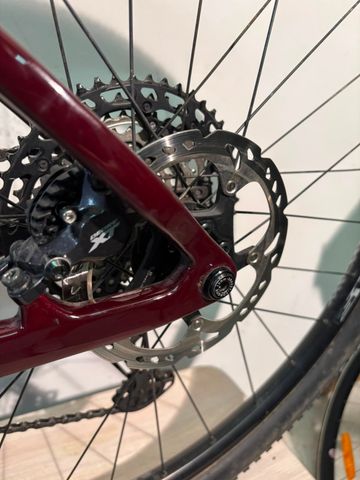 Used Trek Procaliber 9.8 2023 2023 Mountainbike, Red, 29 — image 3 of 17