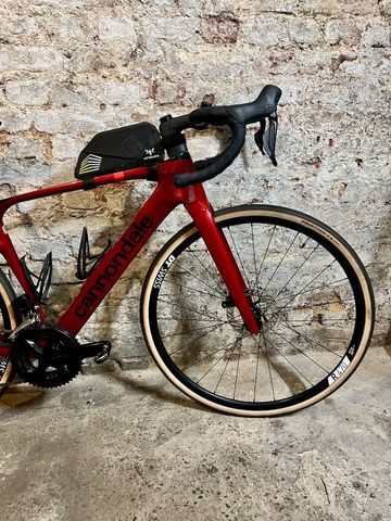 Tweedehands Cannondale Synapse Carbon 4 2025 2025 Road & Gravel — afbeelding 5 van 14
