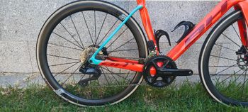 Used BH Custom Shimano 105 Di2 2024 Road & Gravel, Red — image 2 of 8