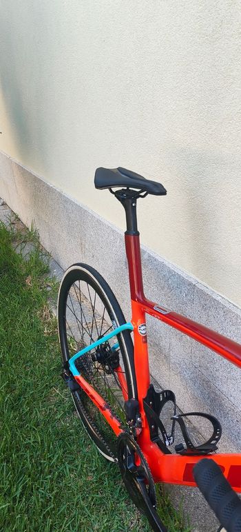 Used BH Custom Shimano 105 Di2 2024 Road & Gravel, Red — image 5 of 8