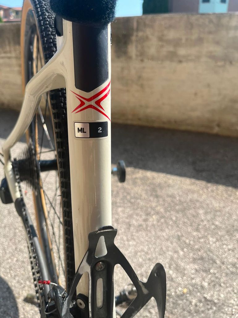 Brugt Giant Revolt Advanced 2 2022 2022 Road & Gravel — billede 7 af 8