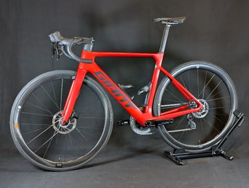 Używany Giant Propel Advanced Pro 1 2023 2023 Road & Gravel — zdjęcie 4 z 20